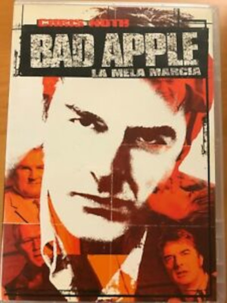 BAD APPLE - LA MELA MARCIA (2004)